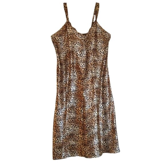 Plus Size Leopard Print Satin Fabric Slip Dress 1X - Picture 2 of 8